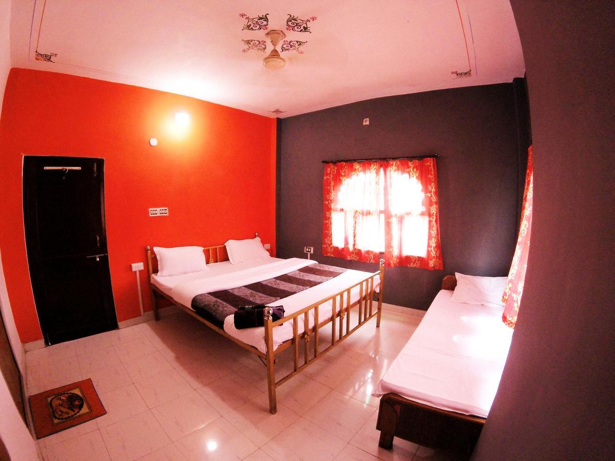 The Hostel Crawl أُودايبور المظهر الخارجي الصورة